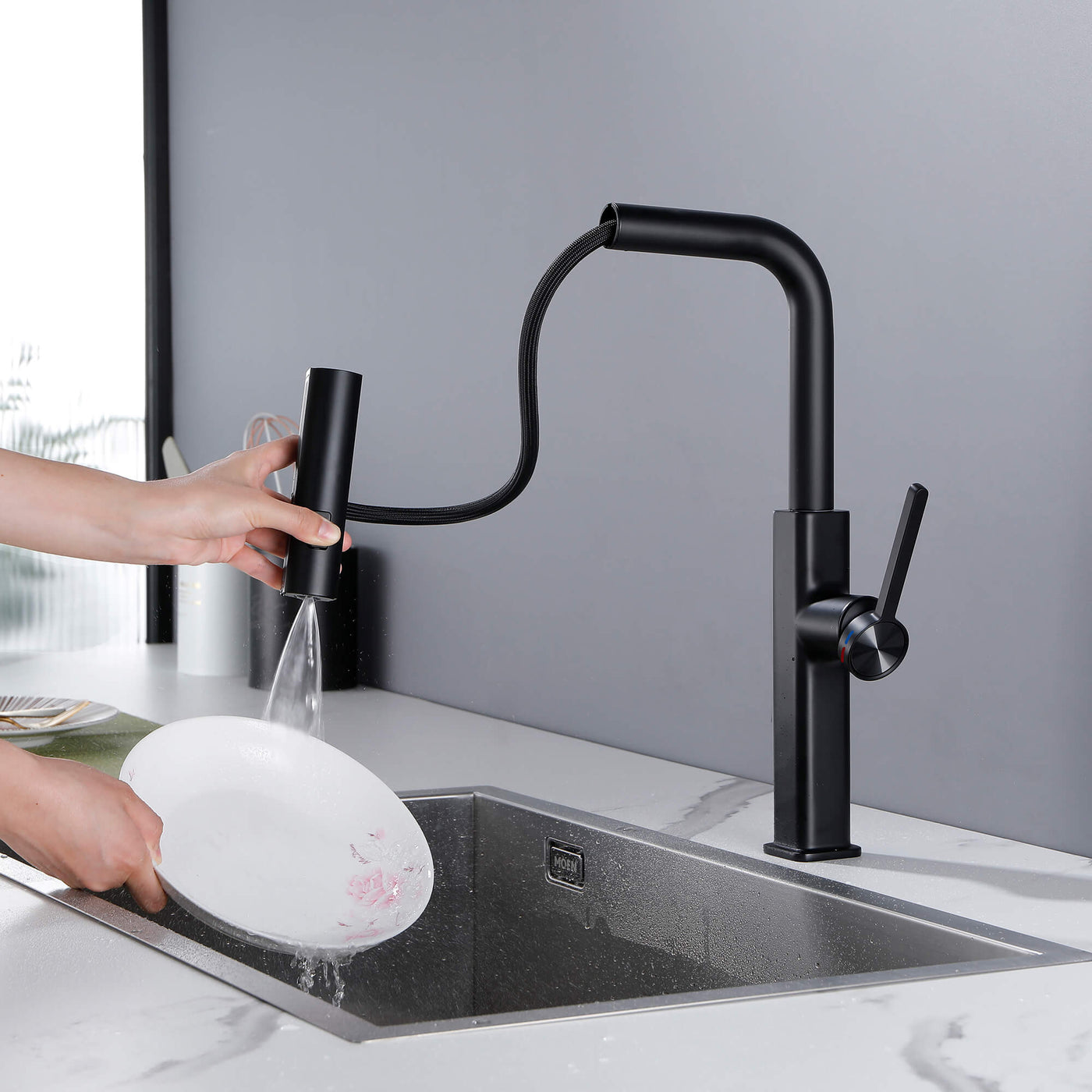 Pull Out Kitchen Sink Faucet with Flexible 3-Function & 360°Swivel Sprayhead LYJ0039